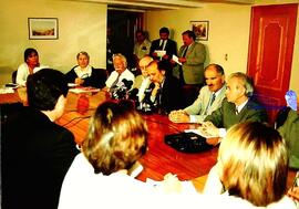 Conferencia de prensa de dirigentes nacionales